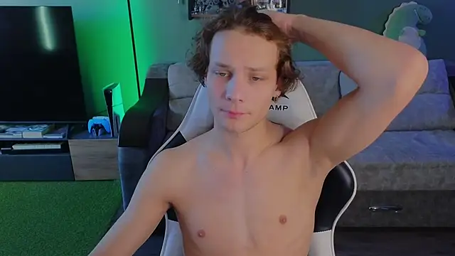 Snapshot of TeddyLiLboy chatting on October 2025 09:43:01 AM TeddyLiLboy online show from October 2025 09:43:01 AM