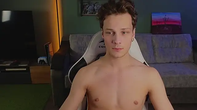 Snapshot of TeddyLiLboy chatting on December 2025 04:46:01 PM TeddyLiLboy online show from December 2025 04:46:01 PM