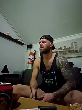 eltoulou online show from December 2025 01:24:02 AM