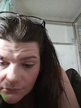 BeckiTooSweet online show from November 2025 08:20:01 PM