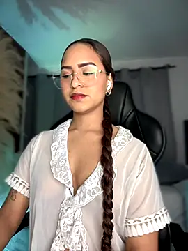 Snapshot of gretta_kler1 chatting on November 2025 09:47:01 PM gretta kler1 online show from November 2025 09:47:01 PM