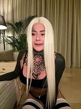 bambixboo online show from November 2025 09:13:01 PM