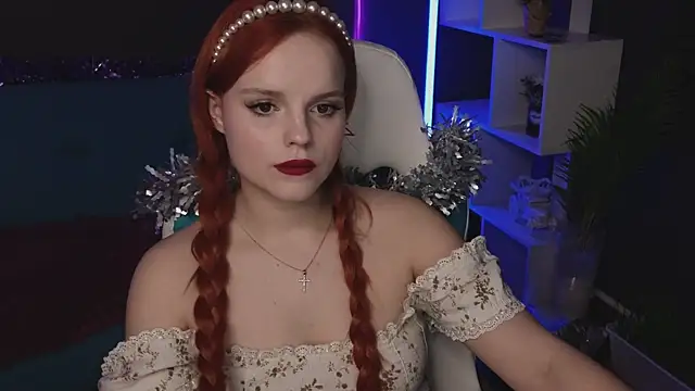 Snapshot of KristiRosee chatting on December 2024 04:21:01 AM KristiRosee online show from December 2024 04:21:01 AM