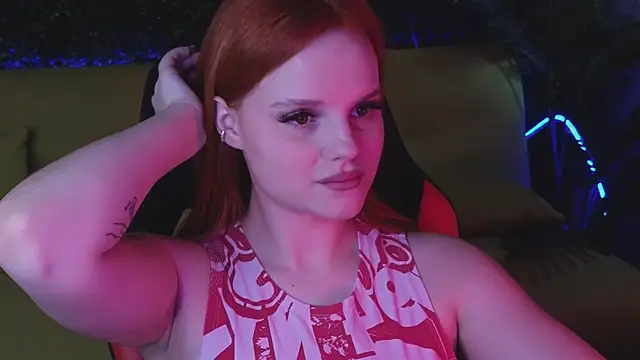 Snapshot of KristiRosee chatting on January 2025 04:34:01 AM KristiRosee online show from January 2025 04:34:01 AM