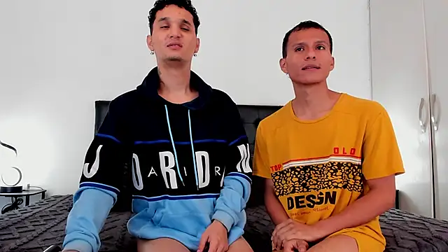 Snapshot of jaylen_and_duke chatting on March 2025 11:07:01 AM jaylen and duke online show from March 2025 11:07:01 AM