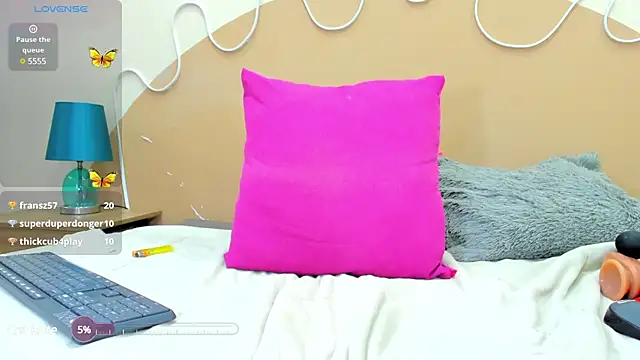 Snapshot of natasha_jurado chatting on December 2024 04:59:02 PM natasha jurado online show from December 2024 04:59:02 PM