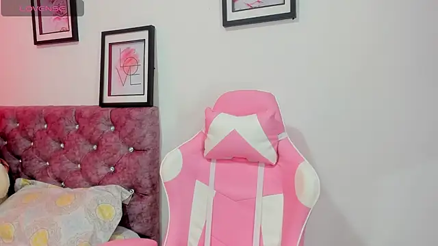 ashliekitty  011 online show from November 2025 07:48:02 PM