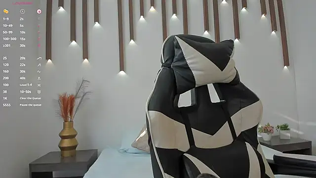 megan cooper28 online show from November 2025 12:16:01 PM