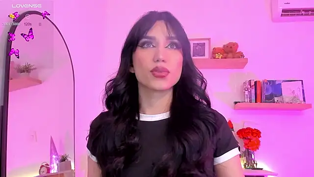 rose saenz online show from December 2024 10:13:02 PM