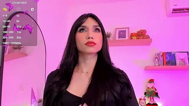 rose saenz online show from December 2024 11:28:01 PM