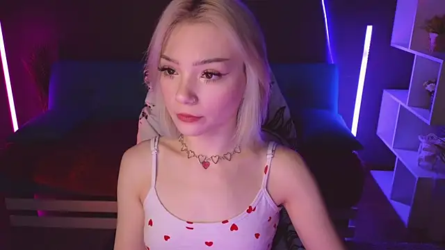 Snapshot of SandraBoyl chatting on February 2025 01:11:01 AM SandraBoyl online show from February 2025 01:11:01 AM