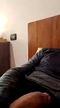 Snapshot of Anastasio33 chatting on February 2025 08:21:01 PM Anastasio33 online show from February 2025 08:21:01 PM