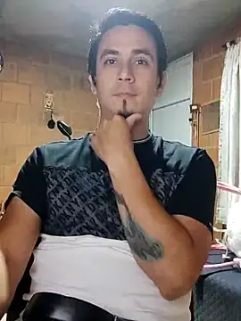 Snapshot of Rejy1992 chatting on December 2024 03:44:01 AM Rejy1992 online show from December 2024 03:44:01 AM