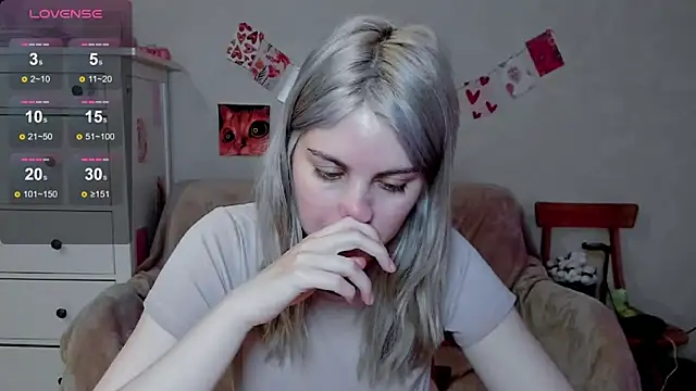 pawpaws online show from June 2026 07:42:02 AM