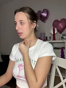 Hii Lolla online show from February 2025 07:05:01 PM