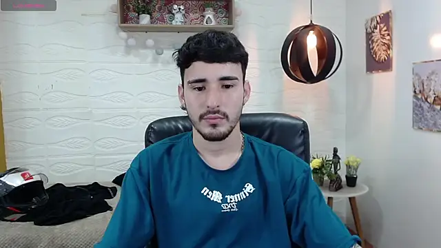 DmitriSanders online show from January 2025 08:26:02 PM