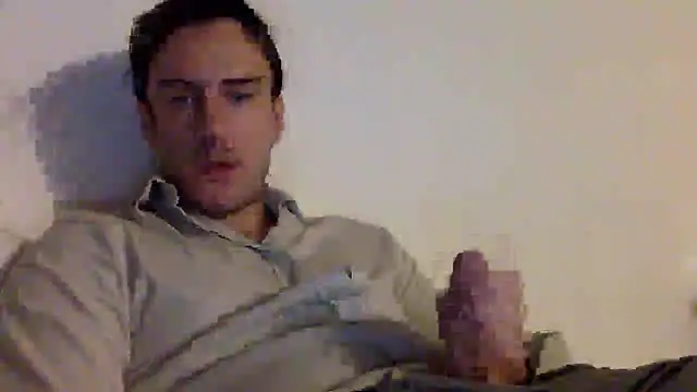 Snapshot of mainnrd chatting on January 2025 04:30:02 AM mainnrd online show from January 2025 04:30:02 AM