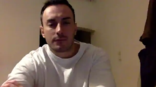 Snapshot of mainnrd chatting on November 2025 10:10:01 PM mainnrd online show from November 2025 10:10:01 PM