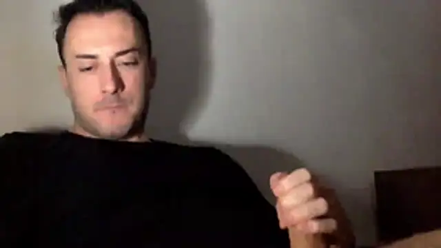 Snapshot of mainnrd chatting on December 2025 09:55:01 PM mainnrd online show from December 2025 09:55:01 PM