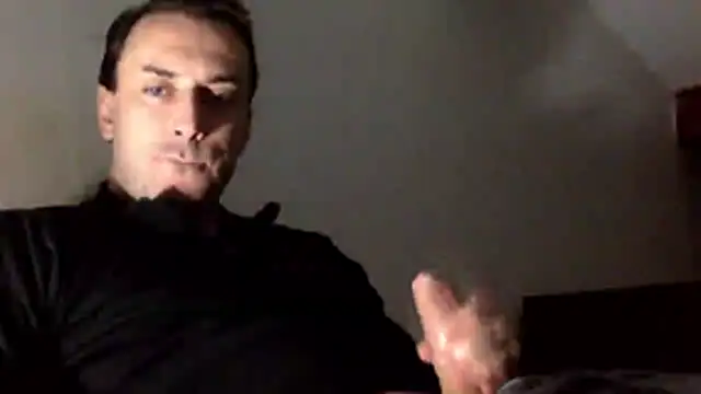 Snapshot of mainnrd chatting on February 2026 06:26:02 PM mainnrd online show from February 2026 06:26:02 PM