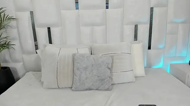 Snapshot of imkrystall chatting on January 2026 07:59:01 PM imkrystall online show from January 2026 07:59:01 PM