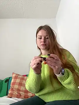 Snapshot of cuteFoxi chatting on February 2025 05:03:02 PM cuteFoxi online show from February 2025 05:03:02 PM