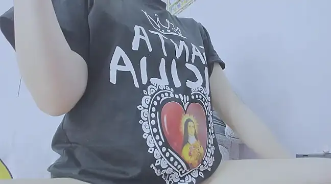 Snapshot of Linh_diudang chatting on January 2025 05:47:02 AM Linh diudang online show from January 2025 05:47:02 AM