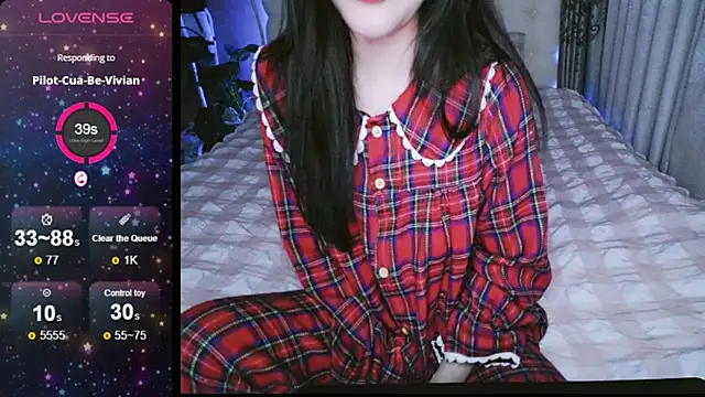 Snapshot of _Viviann_ chatting on December 2024 07:52:02 PM  Viviann  online show from December 2024 07:52:02 PM