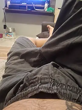 Snapshot of dredre1069 chatting on April 2026 02:50:02 AM dredre1069 online show from April 2026 02:50:02 AM