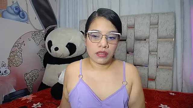 Snapshot of KEYRA-MILLER- chatting on December 2025 02:49:01 AM KEYRA-MILLER- online show from December 2025 02:49:01 AM