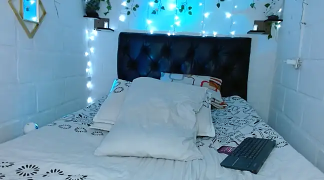 Channel brunnette online show from March 2025 03:11:01 AM