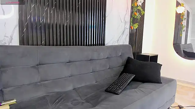 BRYXXXON1 online show from January 2025 02:08:02 PM