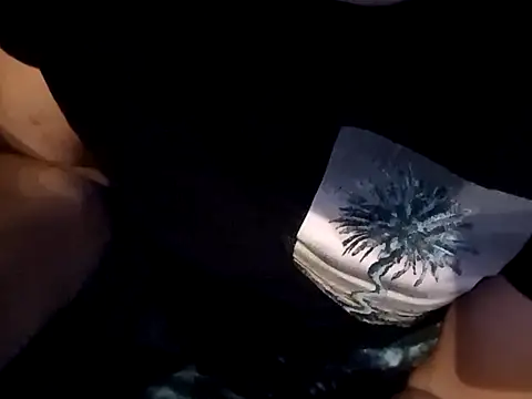 Dogz n daugthers online show from December 2024 09:28:01 PM