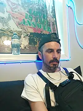 Joshedm780 online show from May 2026 06:56:02 PM