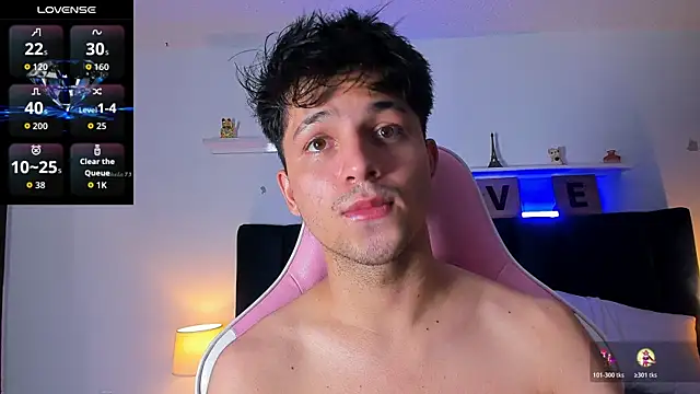 Issac james  online show from November 2025 05:51:02 AM