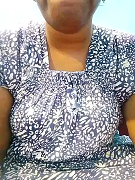 Tamilpriya46 online show from November 2025 05:13:02 PM