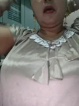 Snapshot of Dianaa9 chatting on June 2026 09:17:01 PM Dianaa9 online show from June 2026 09:17:01 PM