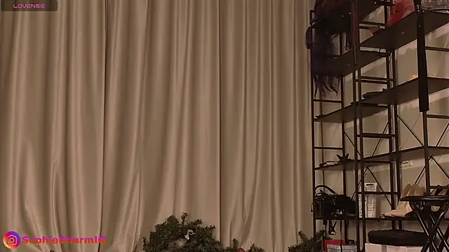 SophieCharm online show from December 2025 05:24:02 AM