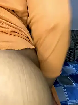 Amandious online show from April 2026 04:13:02 AM