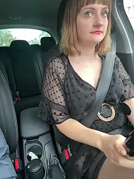 victoirenextdoor online show from December 2024 01:28:01 PM