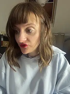 victoirenextdoor online show from March 2026 08:24:01 PM