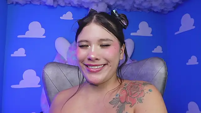 Snapshot of miss_keisi chatting on November 2025 06:08:02 PM miss keisi online show from November 2025 06:08:02 PM