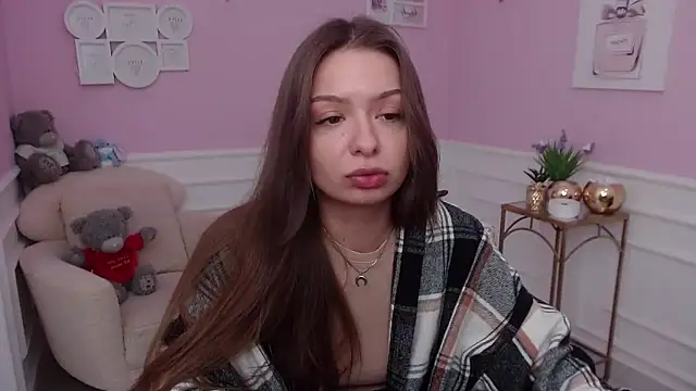 Snapshot of LucySkilar chatting on November 2025 07:31:01 AM LucySkilar online show from November 2025 07:31:01 AM