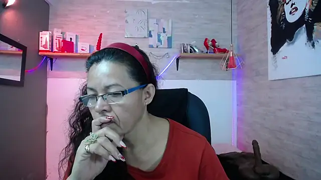 MaturePure online show from November 2025 08:08:01 PM