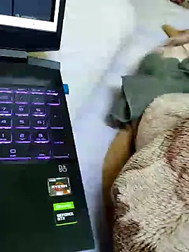 Snapshot of Brown_Munda047 chatting on December 2024 11:02:02 PM Brown Munda047 online show from December 2024 11:02:02 PM