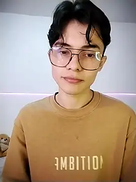 Dmitri Aksnes online show from November 2025 11:06:01 PM