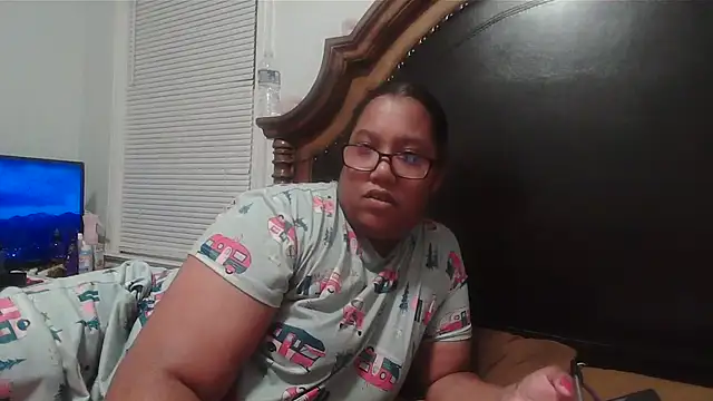 Snapshot of ebonyred chatting on November 2025 12:42:02 AM ebonyred online show from November 2025 12:42:02 AM