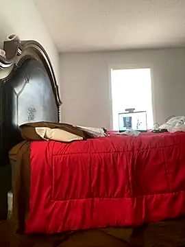 Snapshot of ebonyred chatting on November 2025 05:23:01 PM ebonyred online show from November 2025 05:23:01 PM