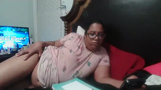 ebonyred online show from February 2026 12:26:01 AM