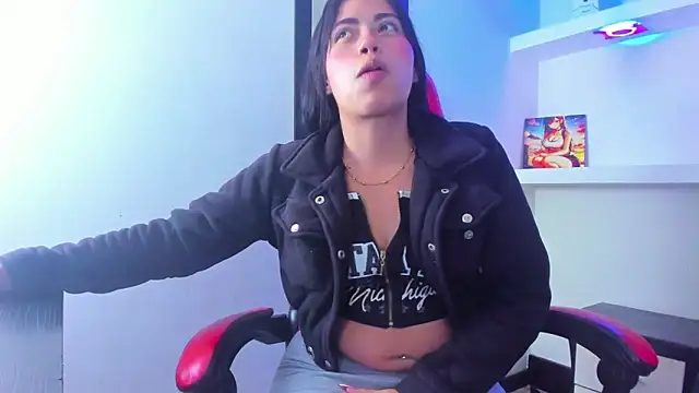 sylvana 19 online show from September 2025 08:42:01 PM